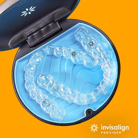 จัดฟันใส Invisalign